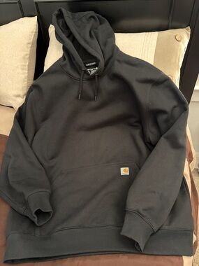Men’s Carhartt hooded sweater